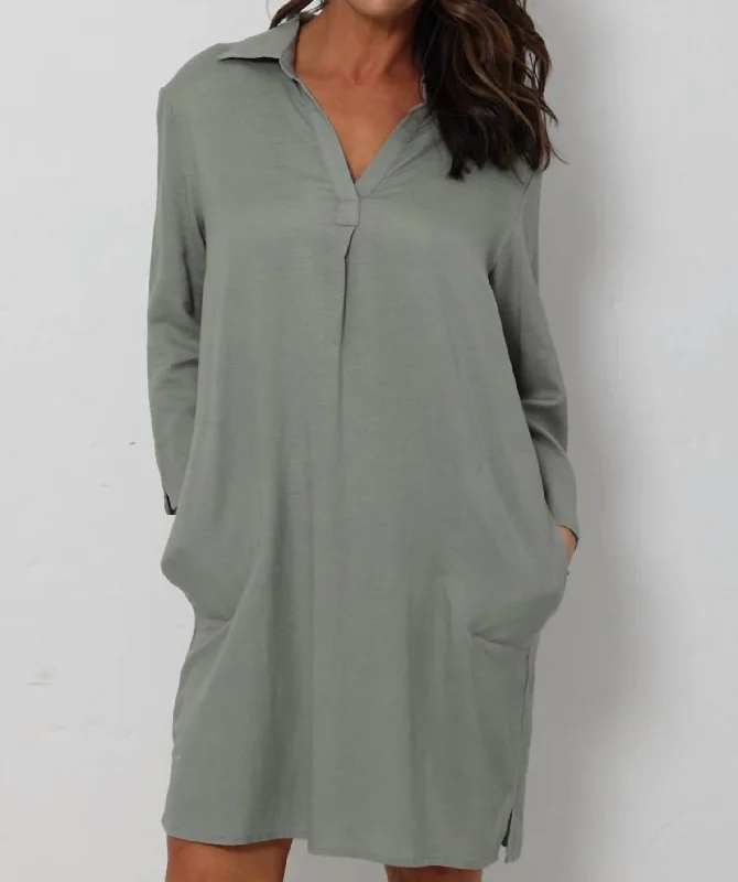 Three-Quarter Pocket Dress In Sage