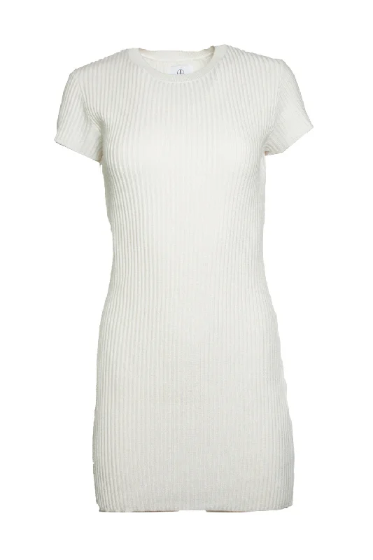 Ribbed dress in white