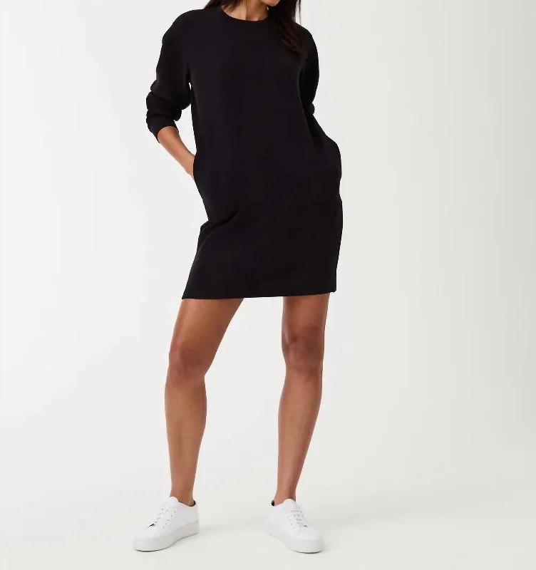 Airessential Crew Neck Dress In Black