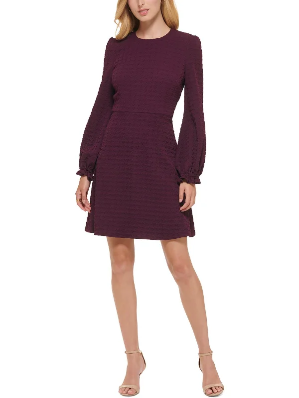 Womens Houndstooth Embossed Fit & Flare Dress